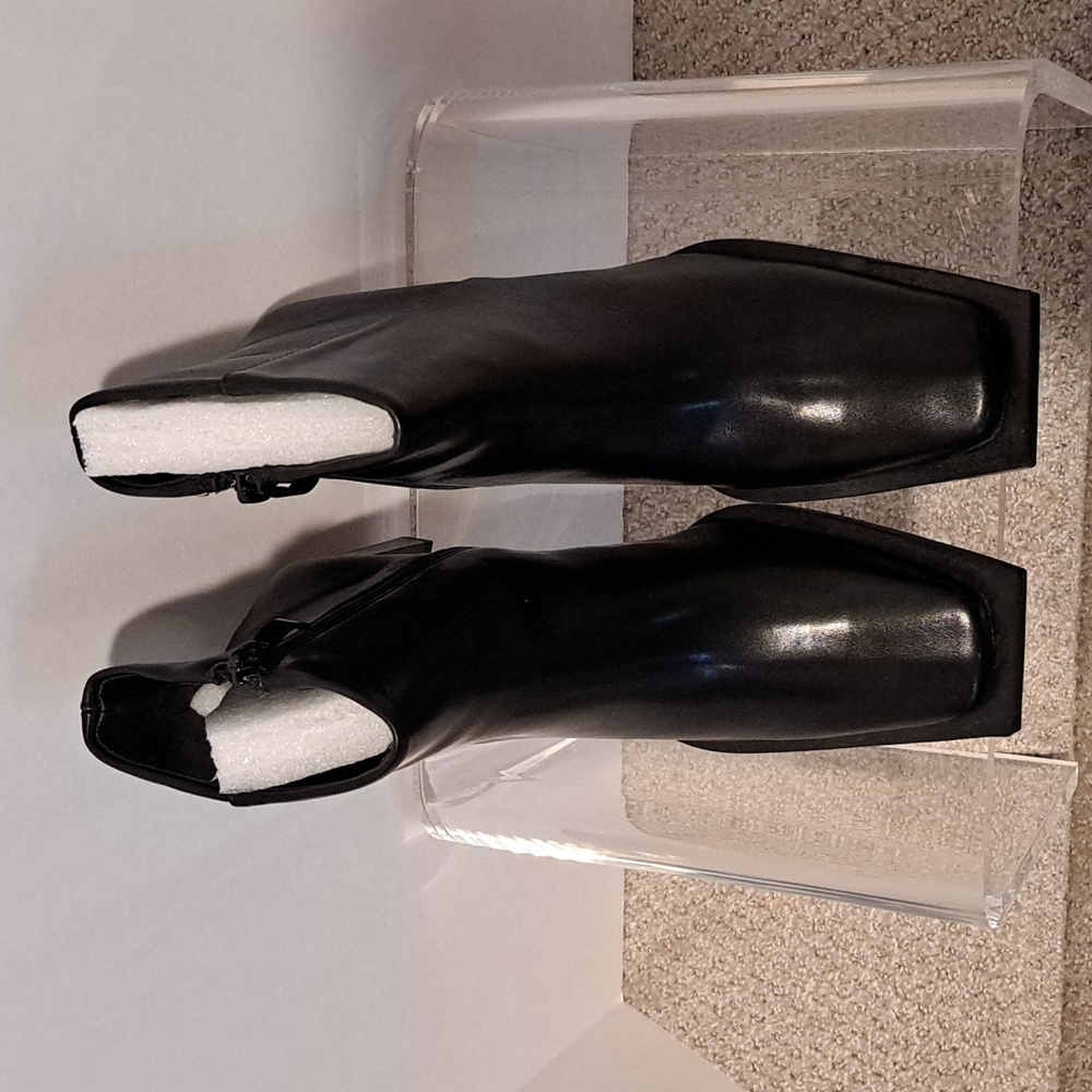 NEW Architect Squared-Off Toe Ankle Boot (Black) - Lattelier - Picture 2 of 10